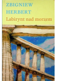 Labirynt nad morzem