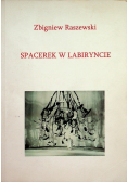 Spacerek w labiryncie