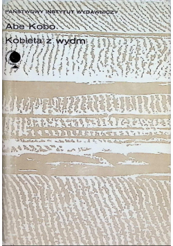 Kobieta z wydm