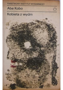 Kobieta z wydm